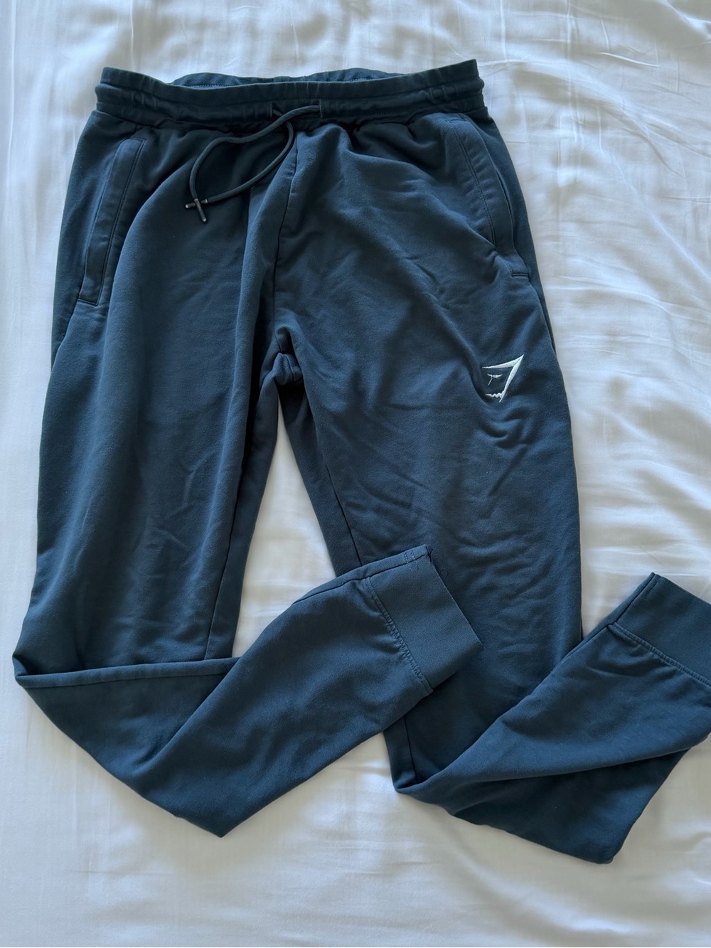 Gymshark Men’s Navy/Turqoise Jogger Sweatpants